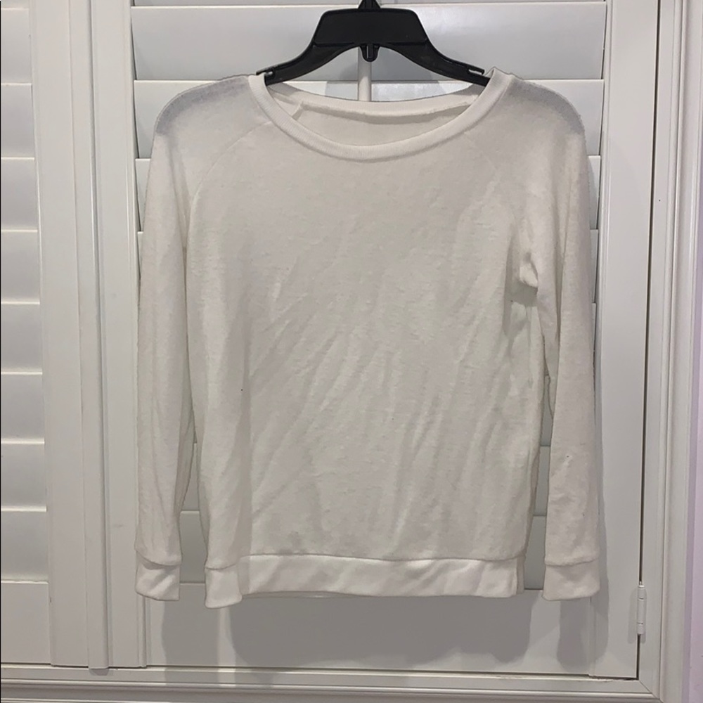 White light f21 sweater